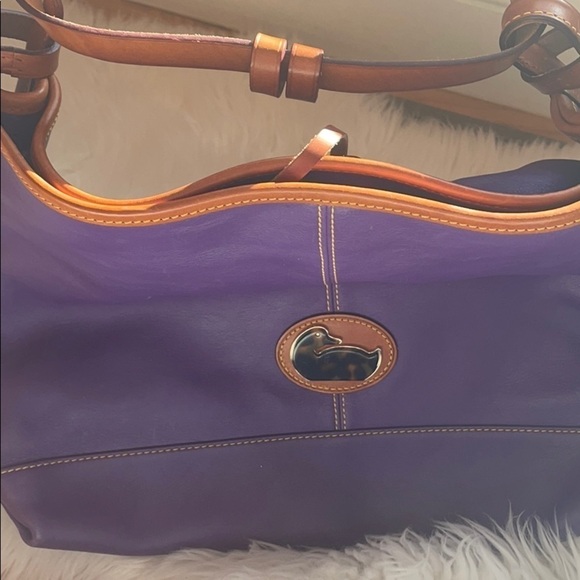 New Dooney & Bourke Purple Leather Tote Purse - Picture 2 of 11
